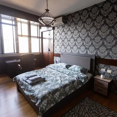 Blloku Residence, Iconic View, Walk Everywhere Апартаменты Тирана