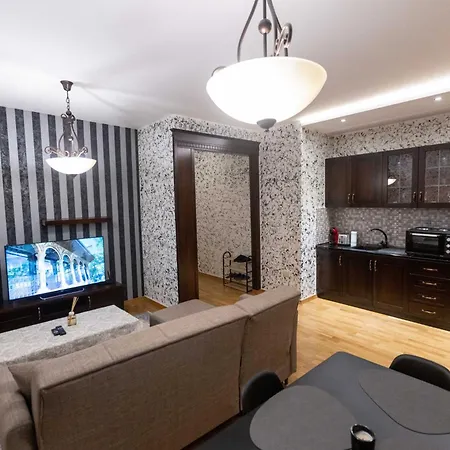 Апартаменты Blloku Residence, Iconic View, Walk Everywhere Тирана